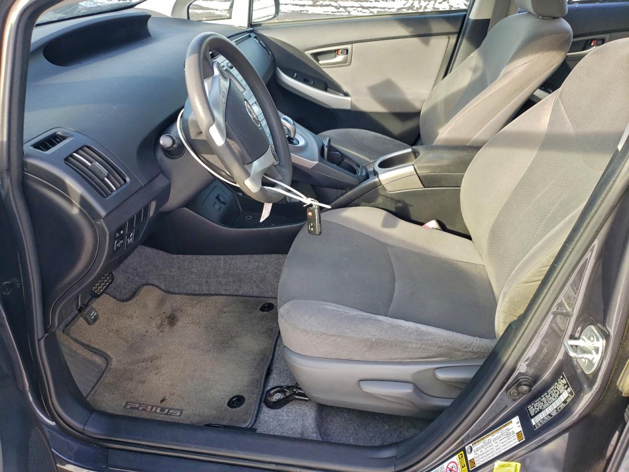 2012 TOYOTA PRIUS photo 7