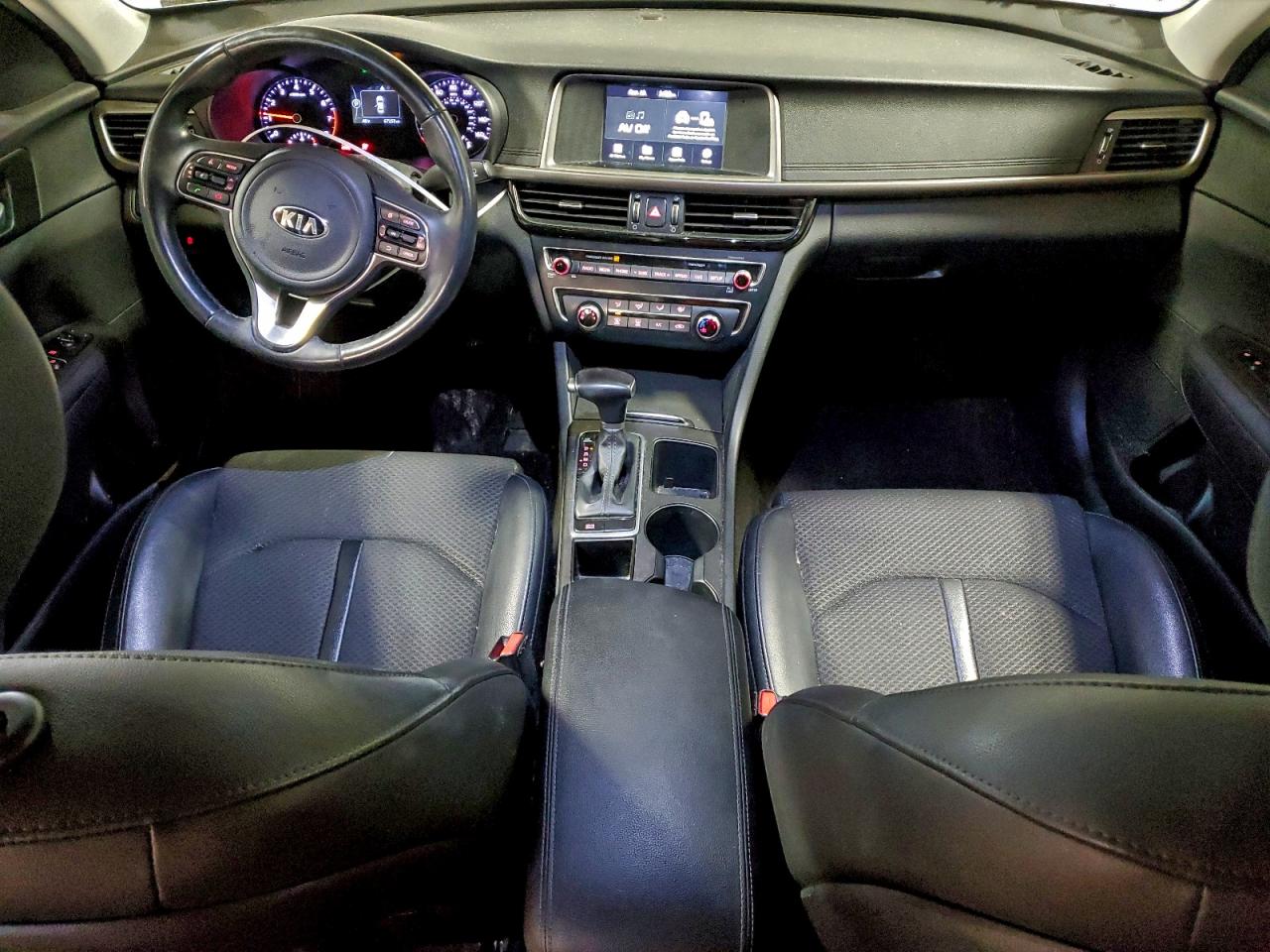 2018 KIA OPTIMA LX photo 8