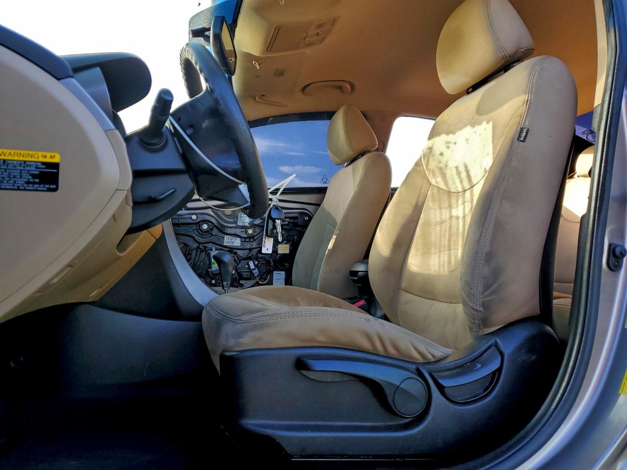 2013 HYUNDAI ELANTRA GLS photo 7