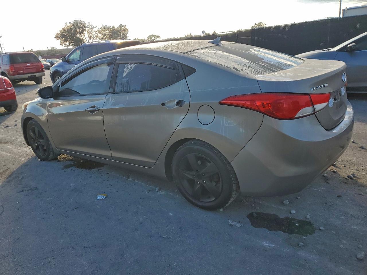 2013 HYUNDAI ELANTRA GLS photo 2