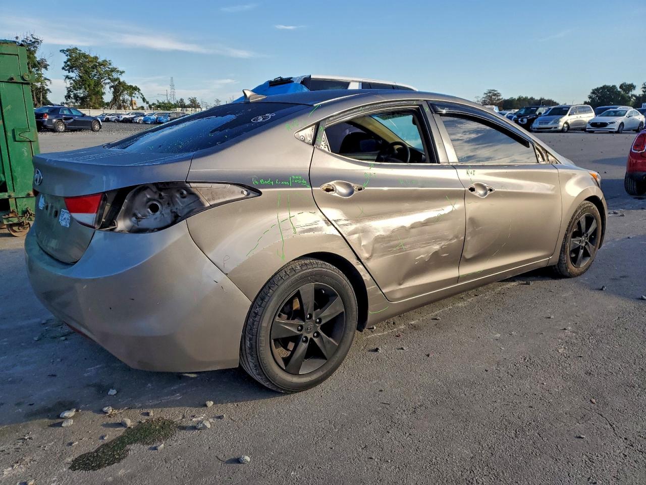 2013 HYUNDAI ELANTRA GLS photo 3
