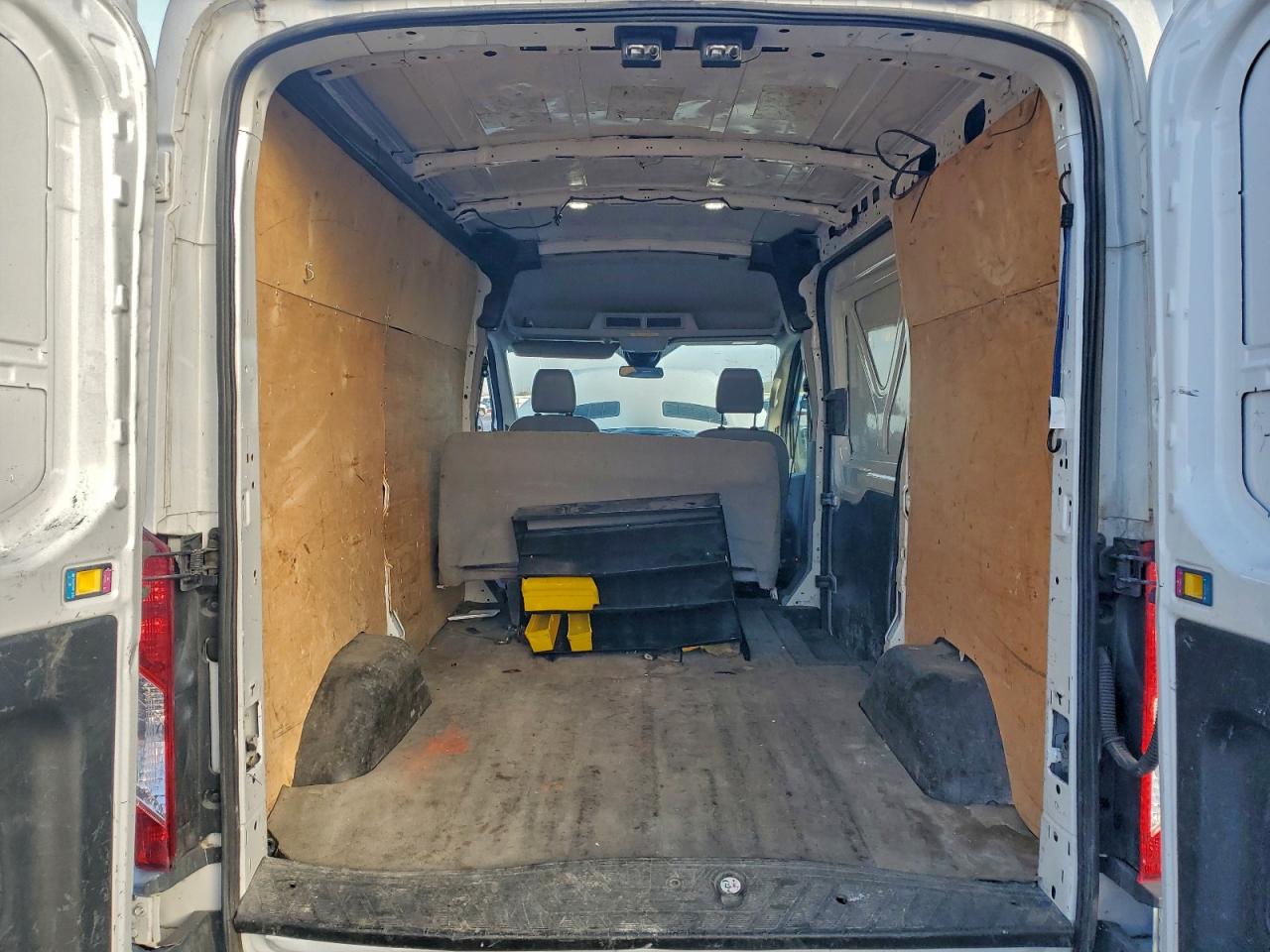 2018 FORD TRANSIT T-150 photo 10