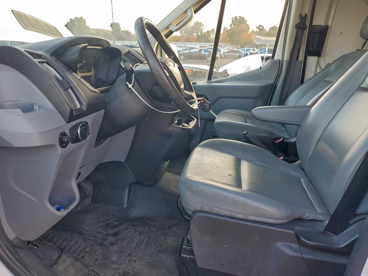 2018 FORD TRANSIT T-150 photo 7