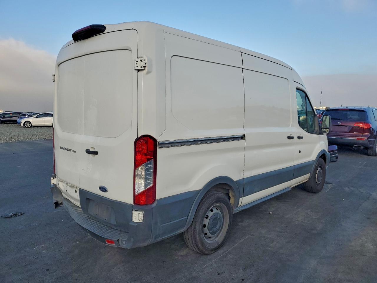 2018 FORD TRANSIT T-150 photo 3