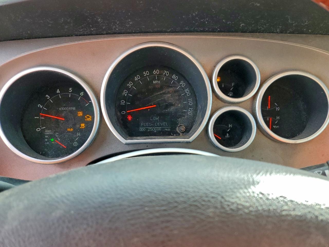 2011 TOYOTA SEQUOIA PLATINUM photo 9