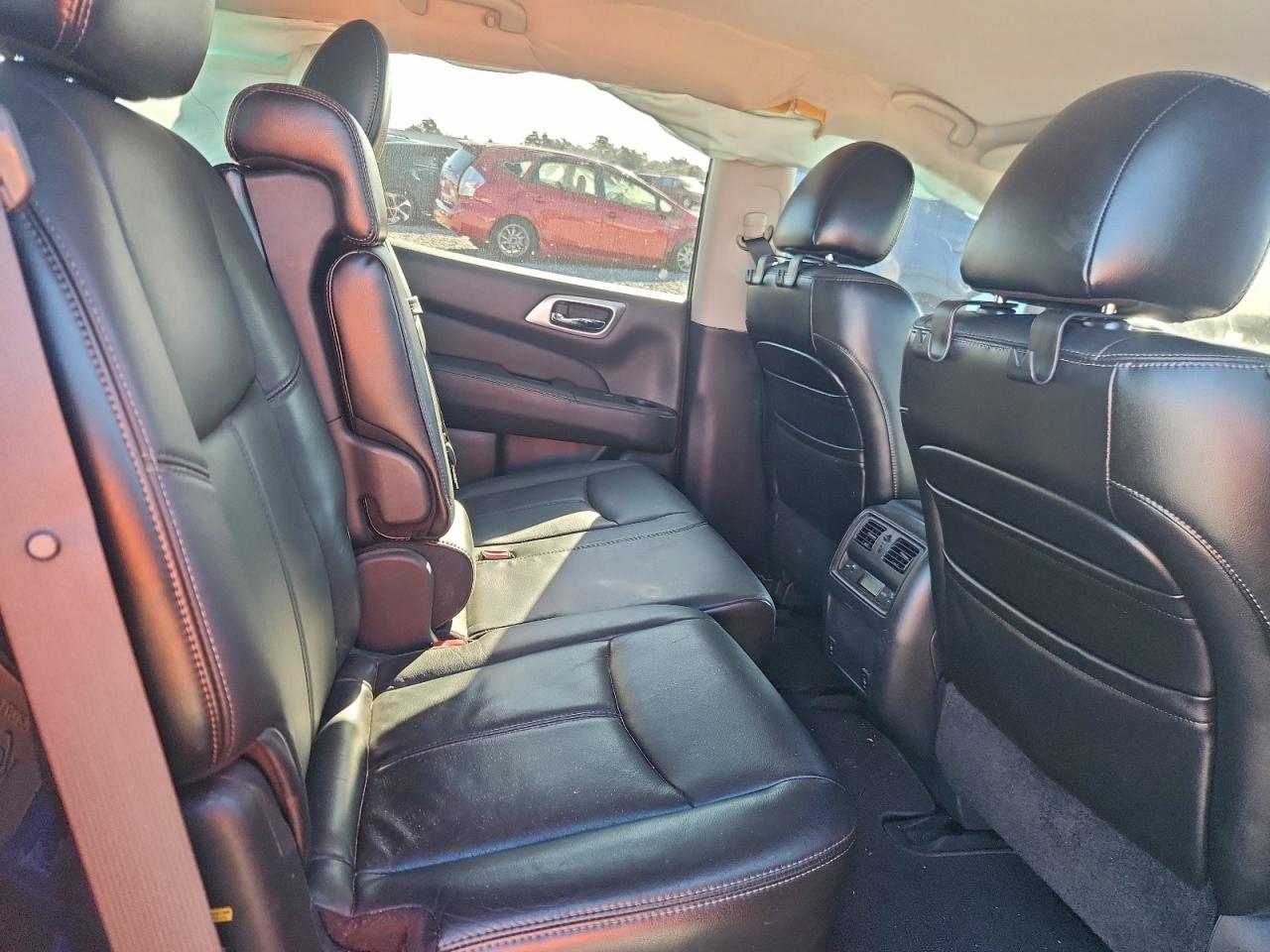 2013 NISSAN PATHFINDER S photo 11
