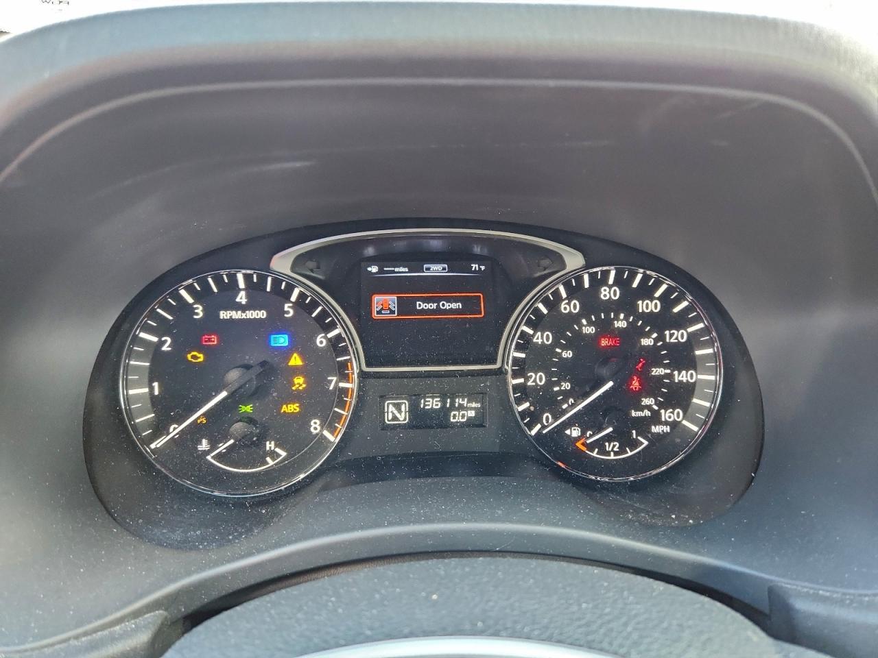 2013 NISSAN PATHFINDER S photo 9