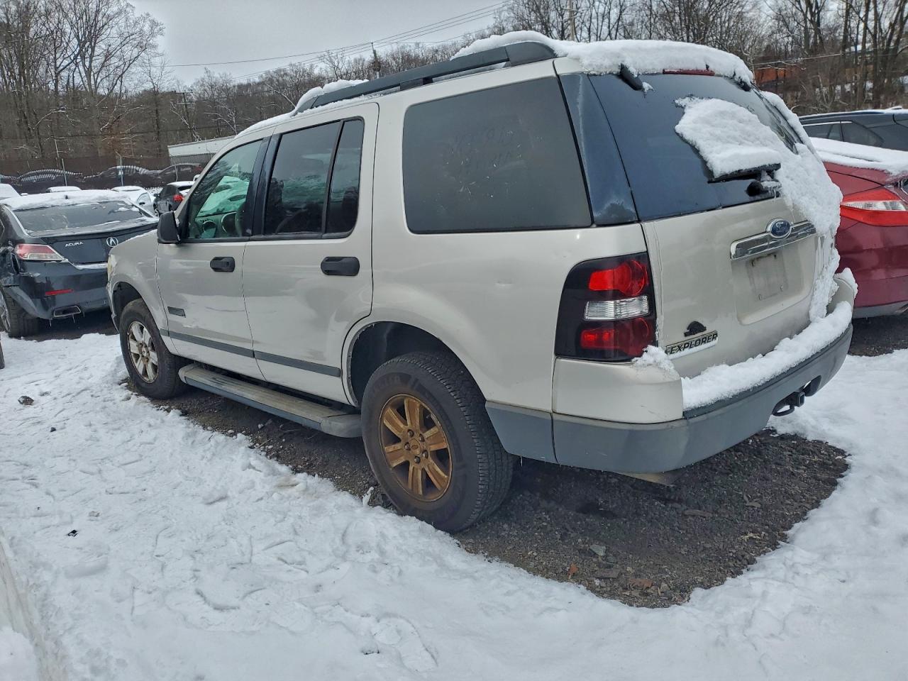2006 FORD EXPLORER XLS photo 2