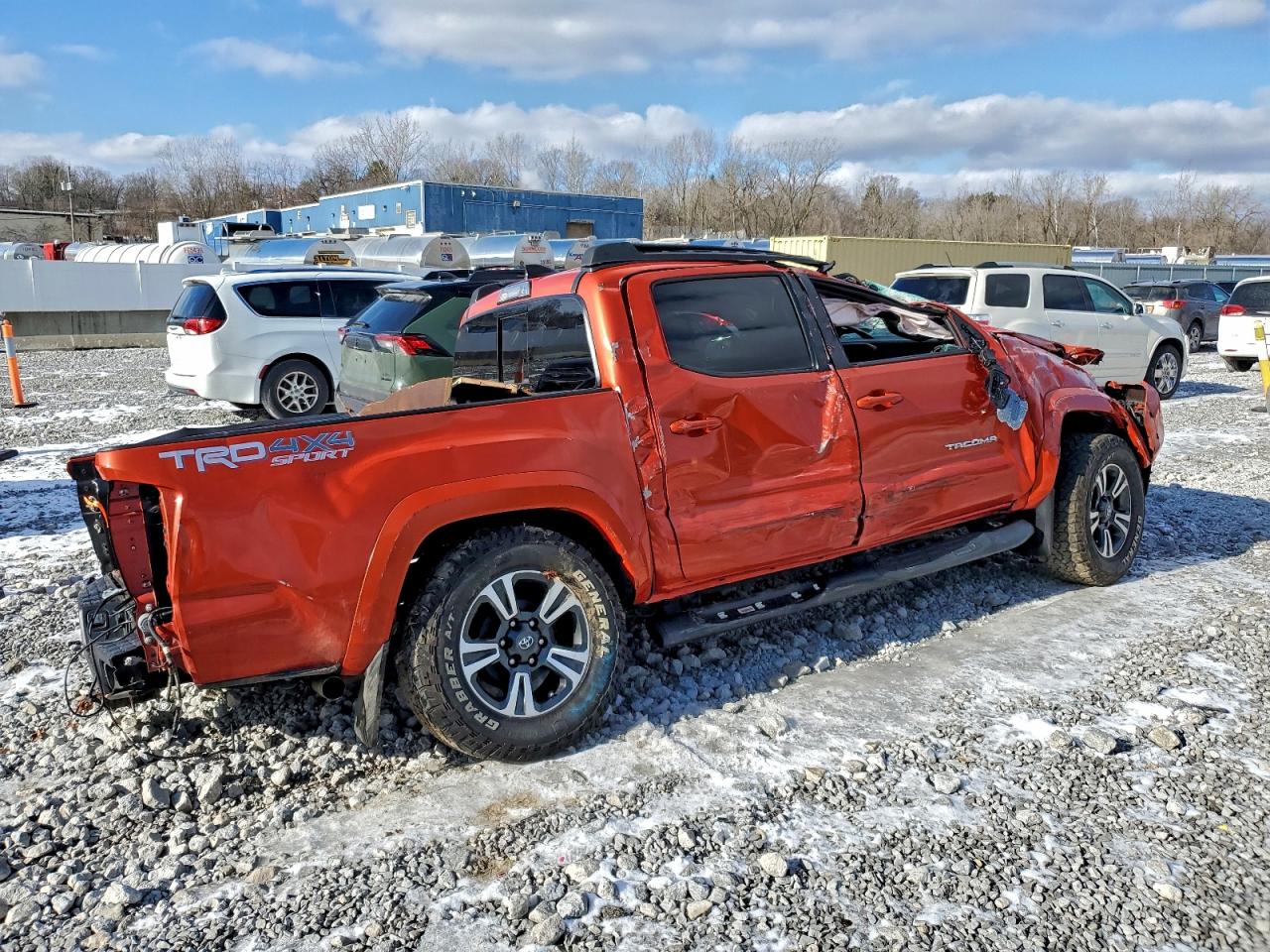 2017 TOYOTA TACOMA DOUBLE CAB photo 3