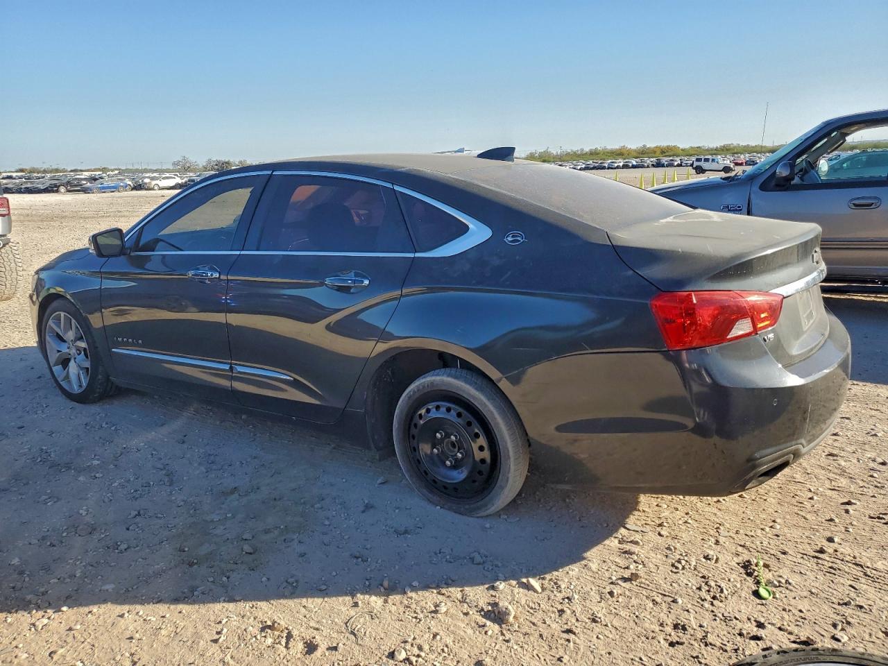 2015 CHEVROLET IMPALA LTZ photo 2