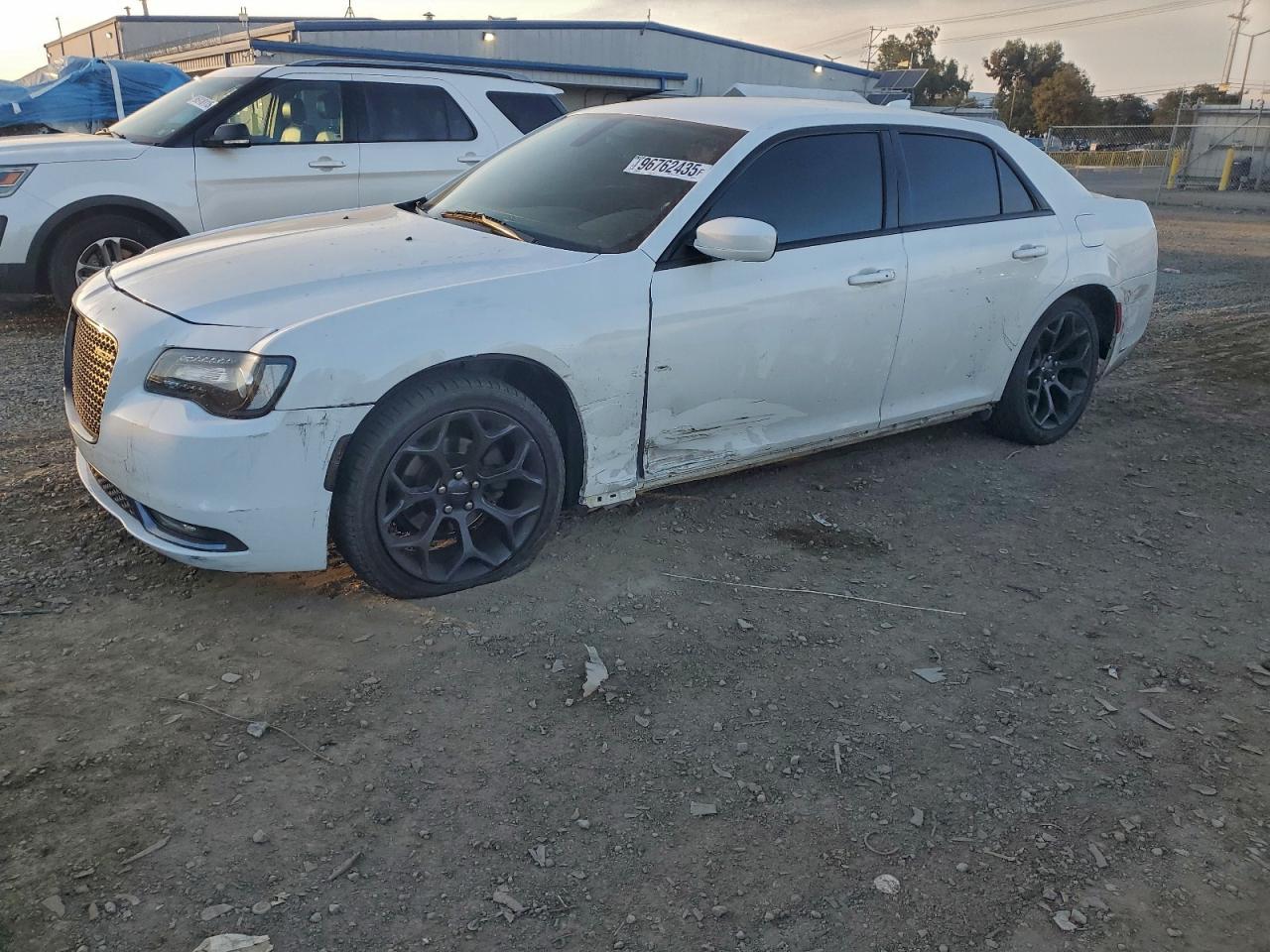 2019 CHRYSLER 300