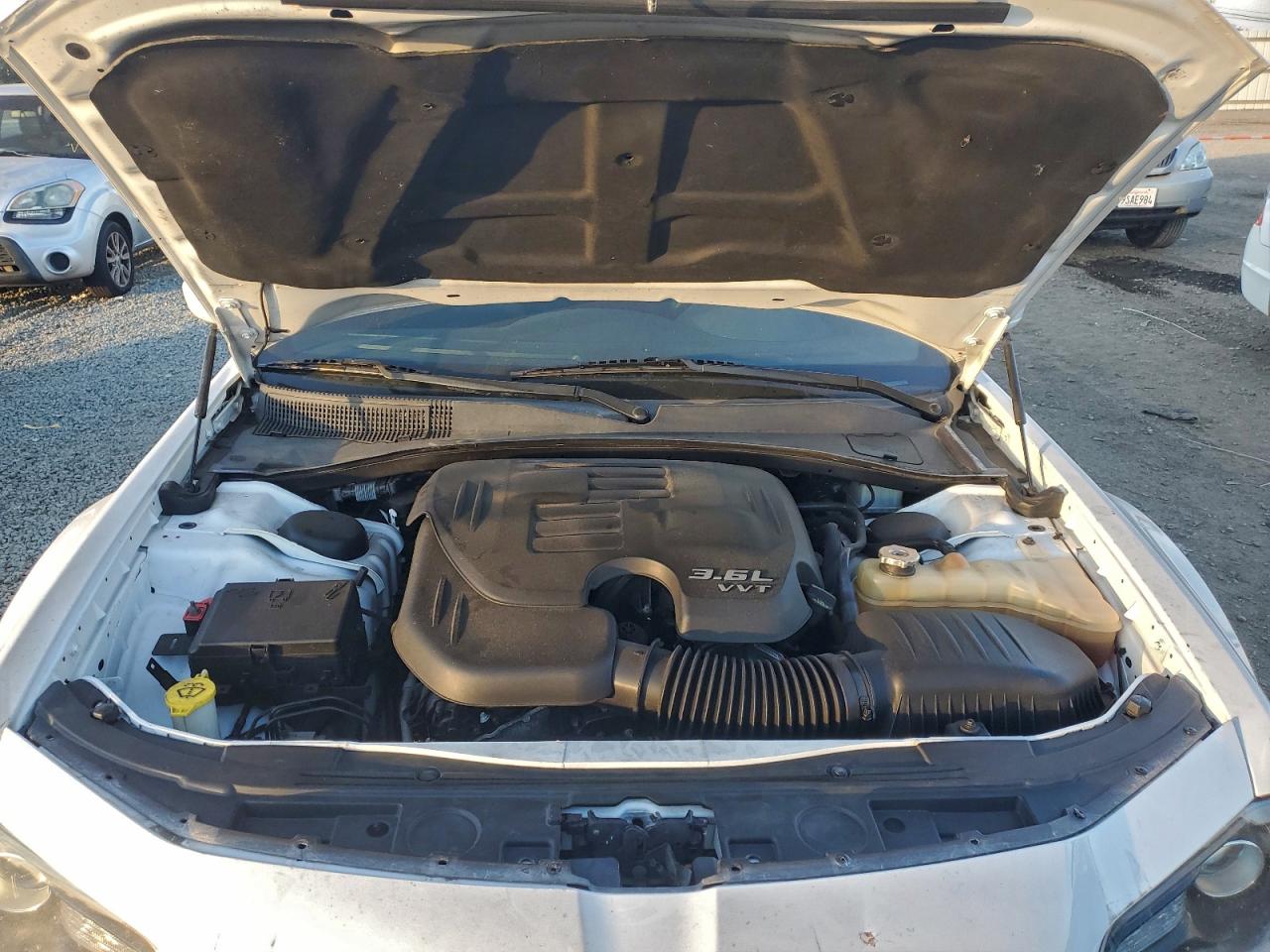 2019 CHRYSLER 300 S photo 31