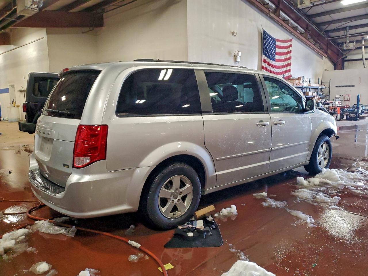 2012 DODGE GRAND CARAVAN SXT photo 9