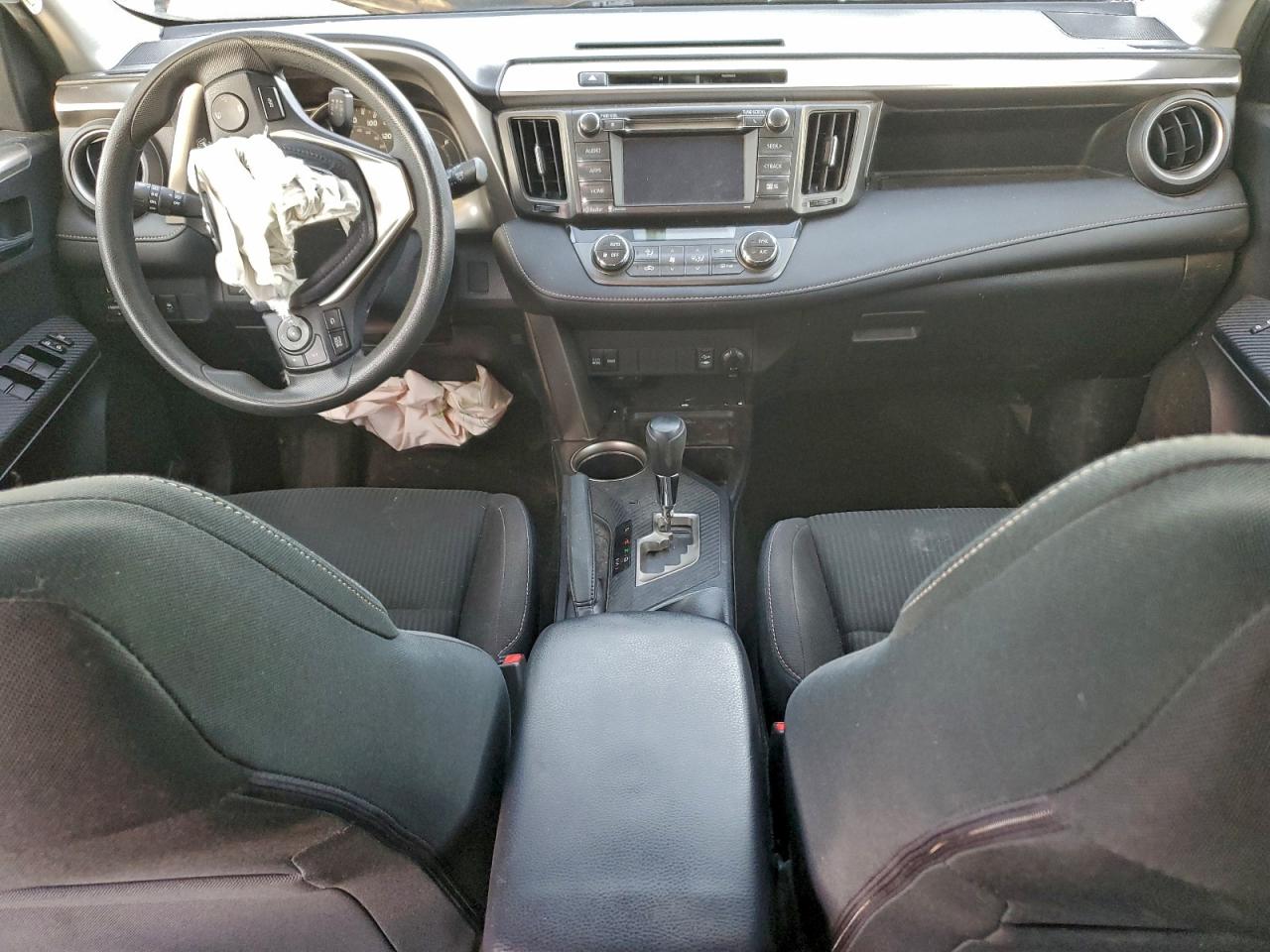 2015 TOYOTA RAV4 XLE photo 8