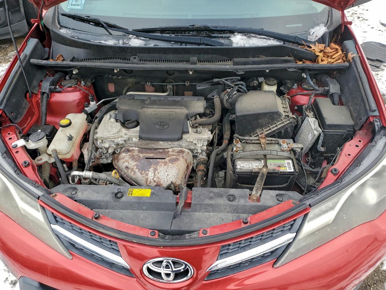 2014 TOYOTA RAV4 LE photo 11
