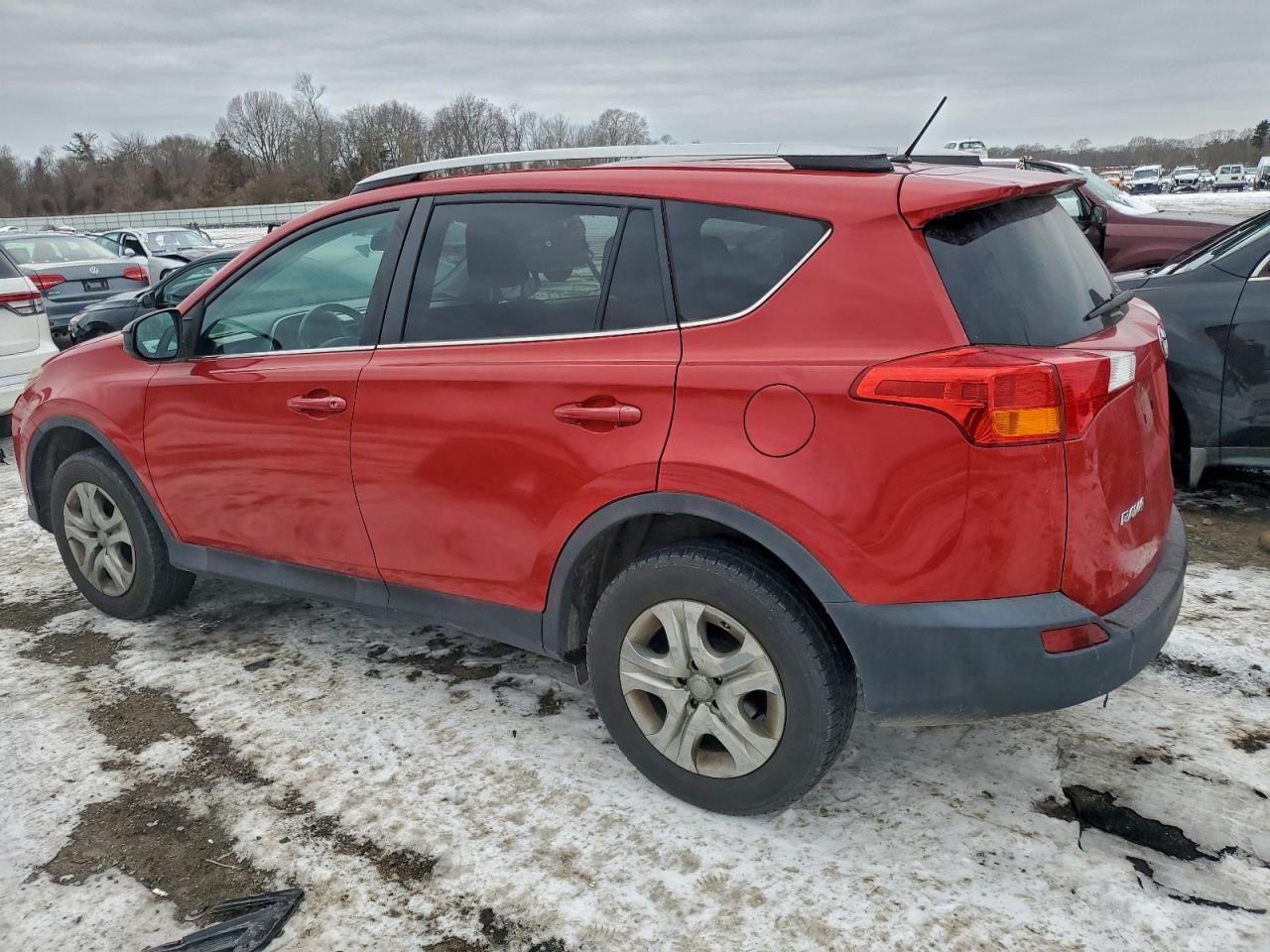 2014 TOYOTA RAV4 LE photo 2