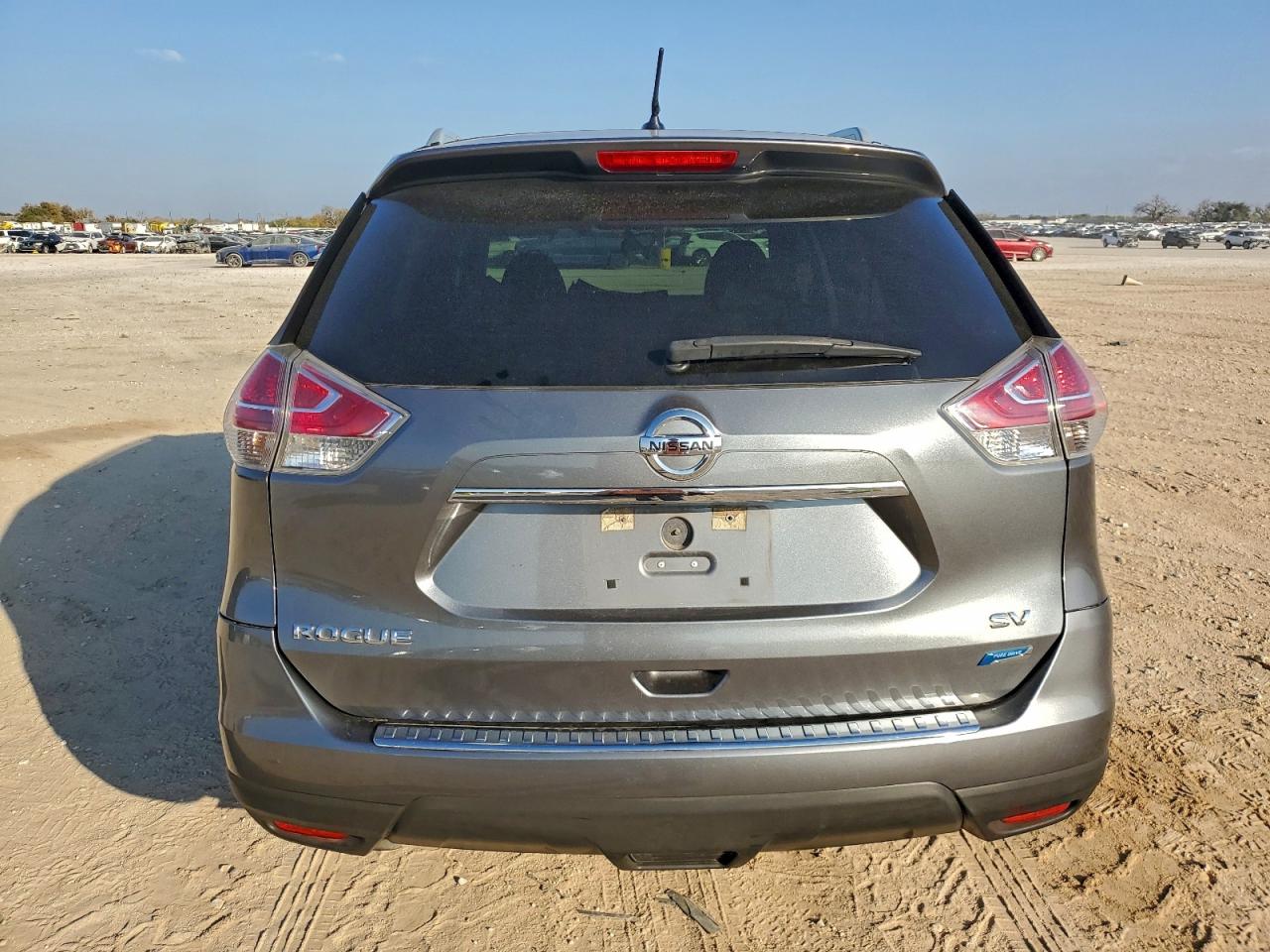 2014 NISSAN ROGUE S photo 6
