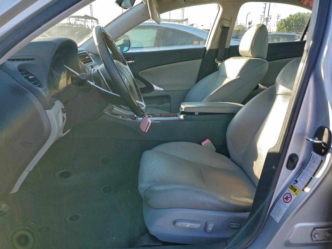 2007 LEXUS IS 250 photo 7