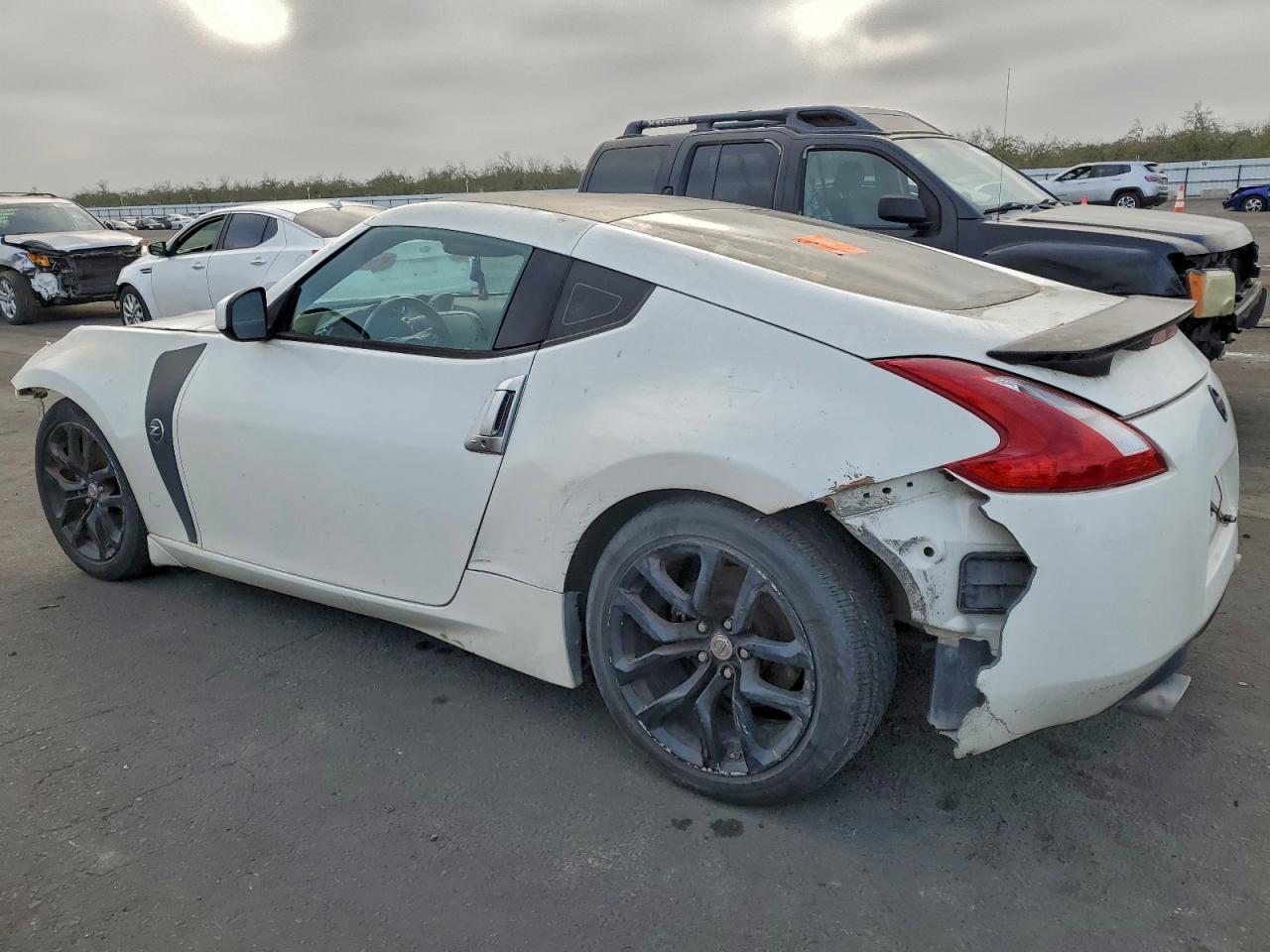 2013 NISSAN 370Z BASE photo 4