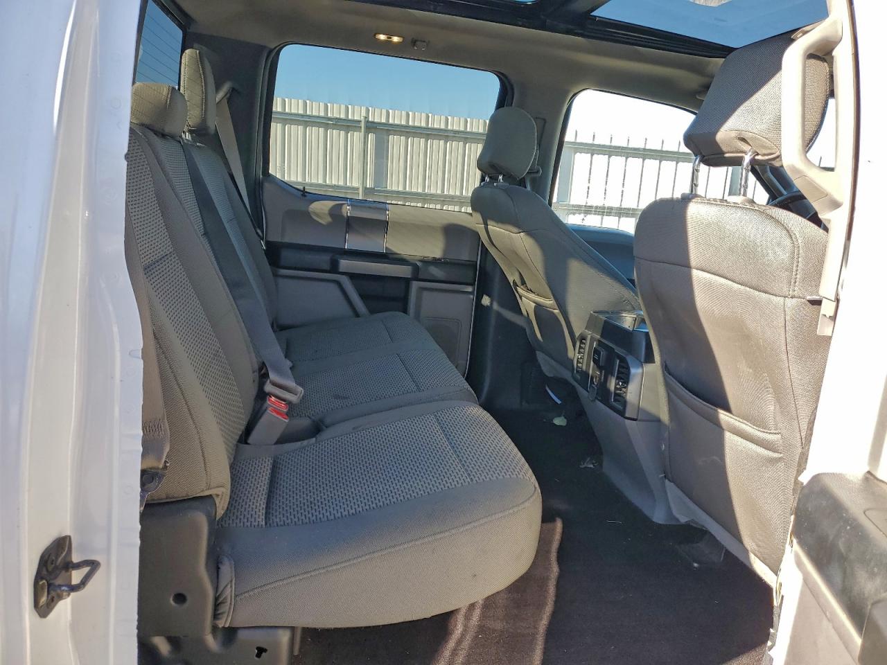 2016 FORD F150 SUPERCREW photo 19