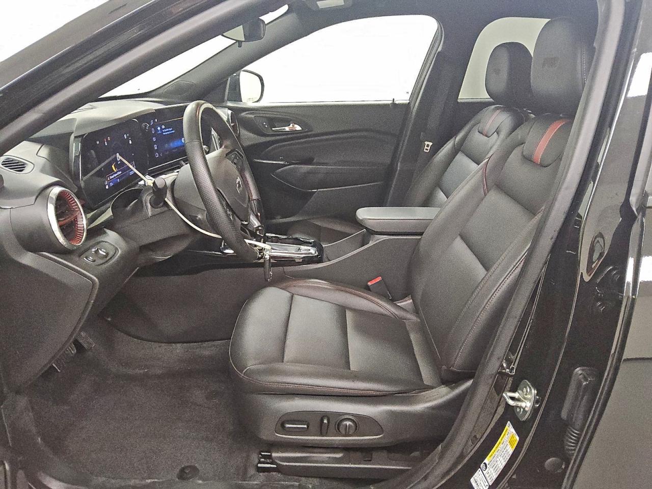2025 CHEVROLET TRAX 2RS photo 7
