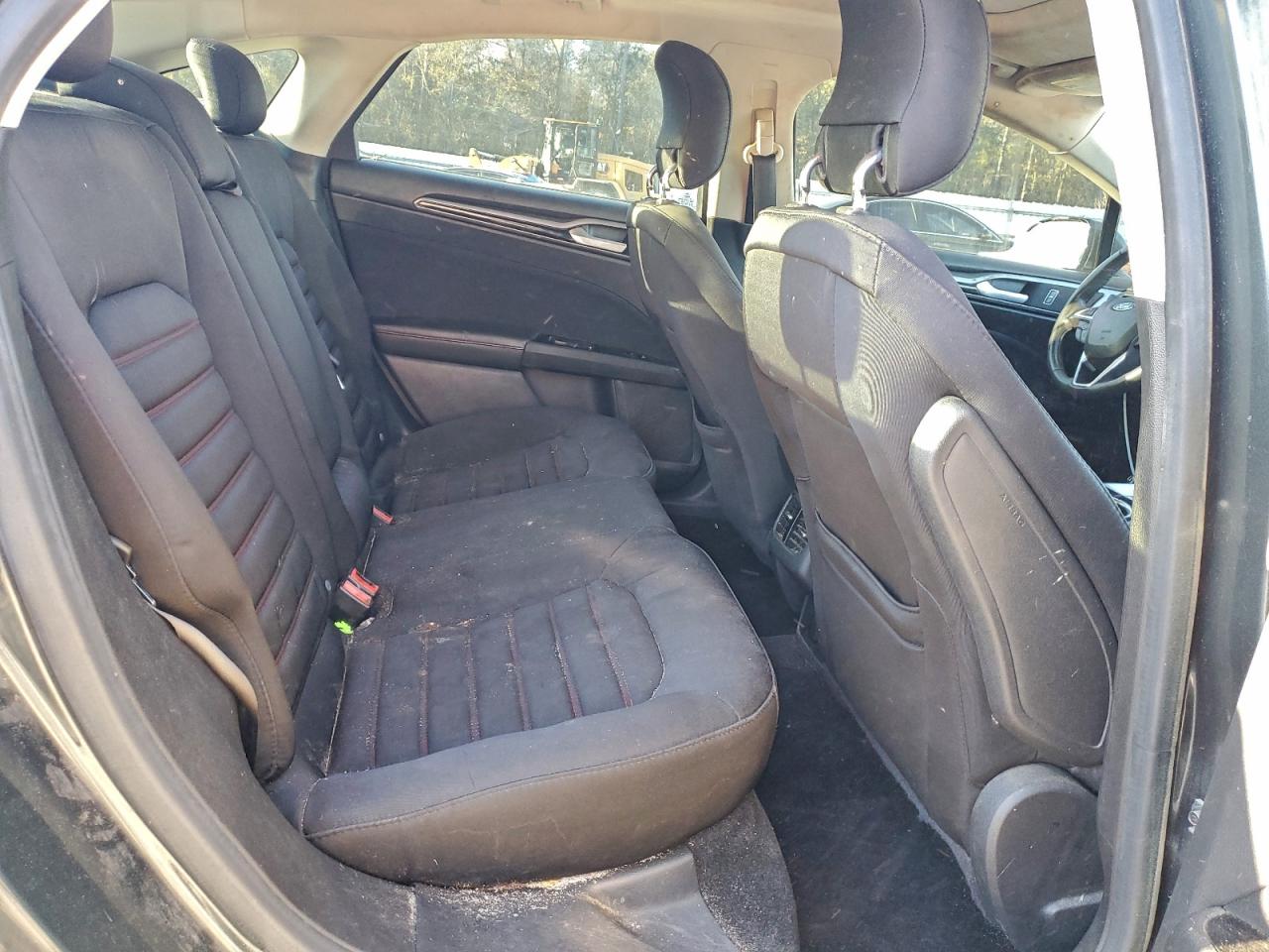 2015 FORD FUSION SE photo 10