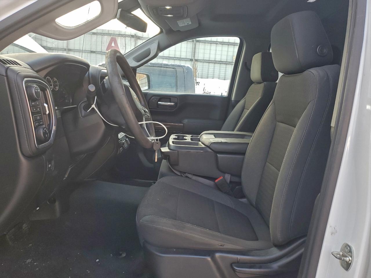 2020 CHEVROLET SILVERADO K1500 LT photo 7