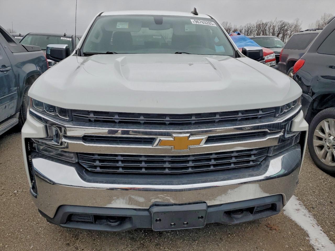 2020 CHEVROLET SILVERADO K1500 LT photo 5