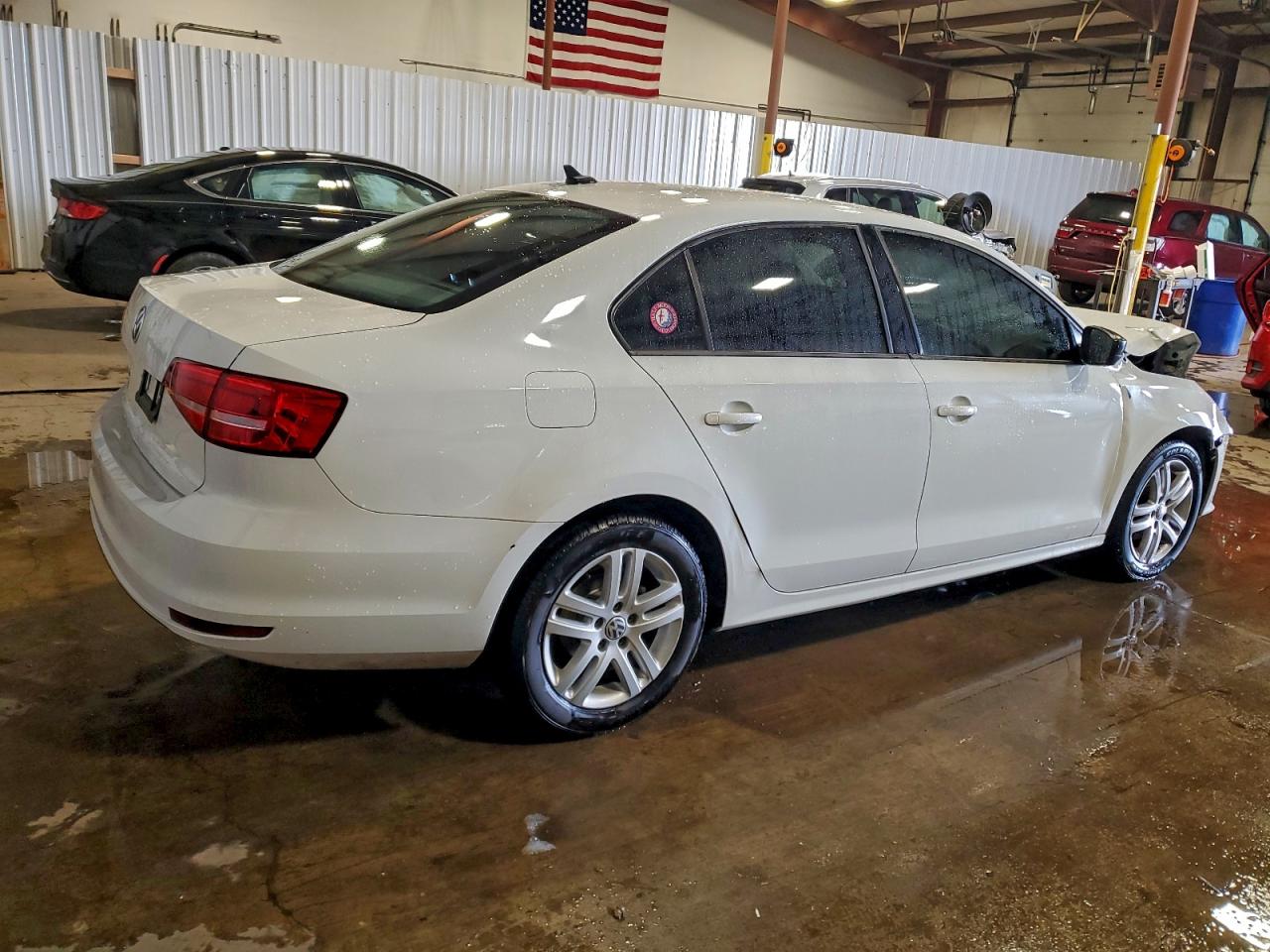 2015 VOLKSWAGEN JETTA BASE photo 3