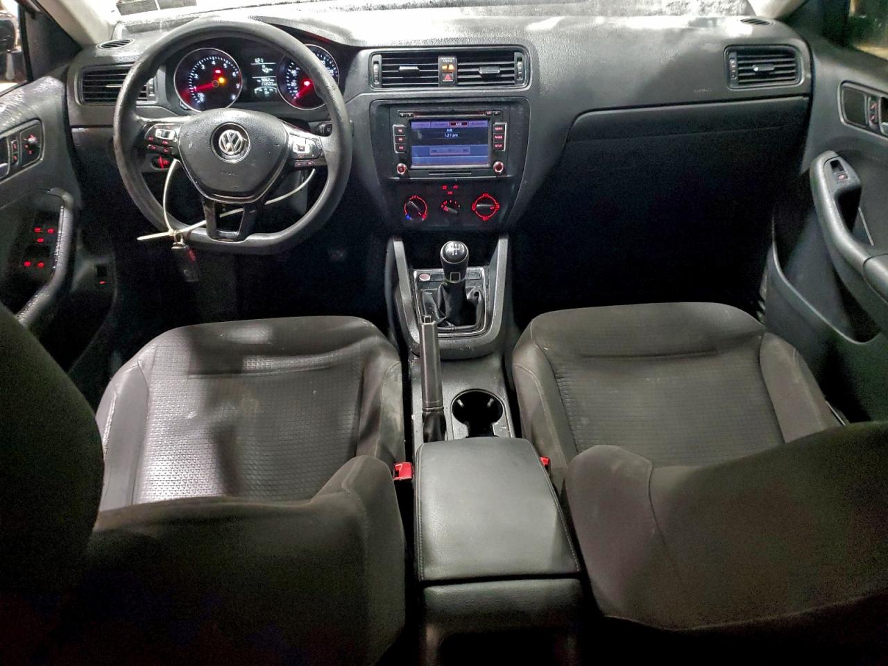 2015 VOLKSWAGEN JETTA BASE photo 8