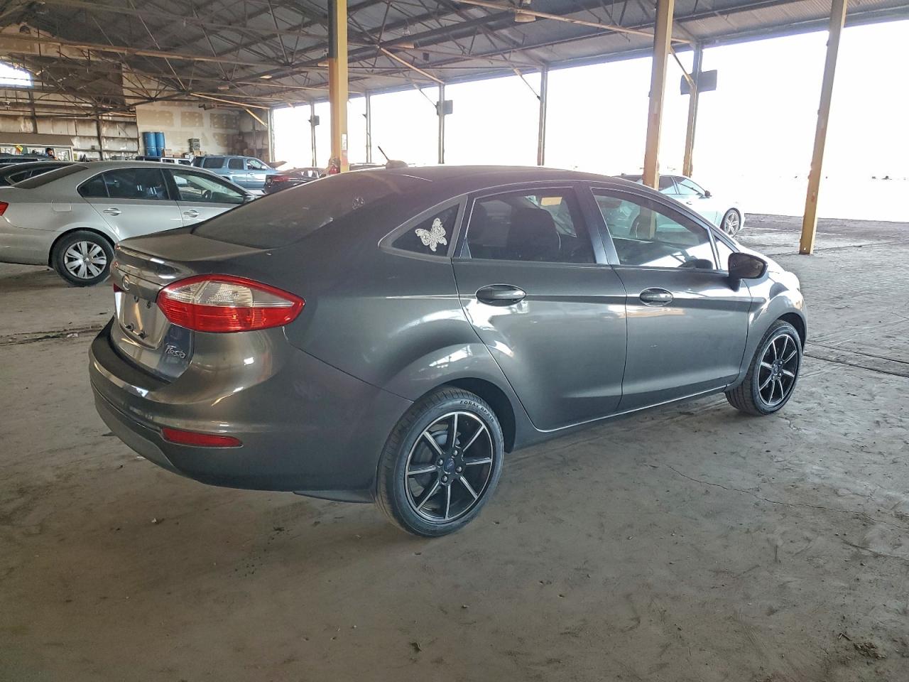 2015 FORD FIESTA SE photo 3