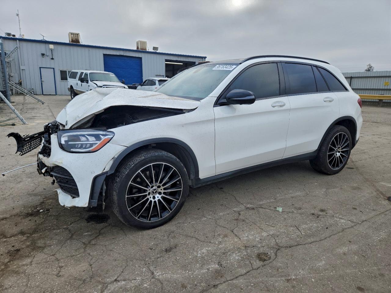 2021 MERCEDES-BENZ GLC