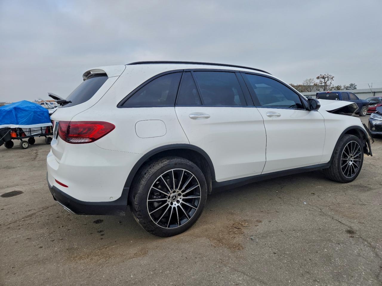 2021 MERCEDES-BENZ GLC 300 photo 3