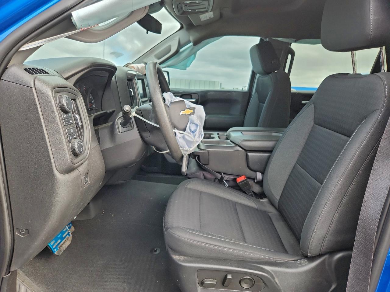 2023 CHEVROLET SILVERADO K1500 CUSTOM photo 7