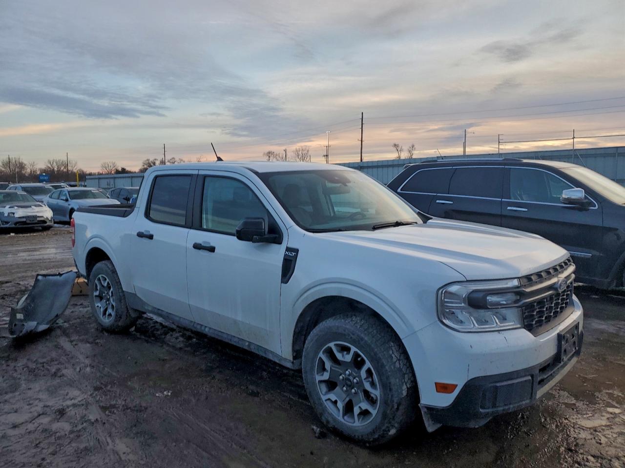 2024 FORD MAVERICK XLT photo 4