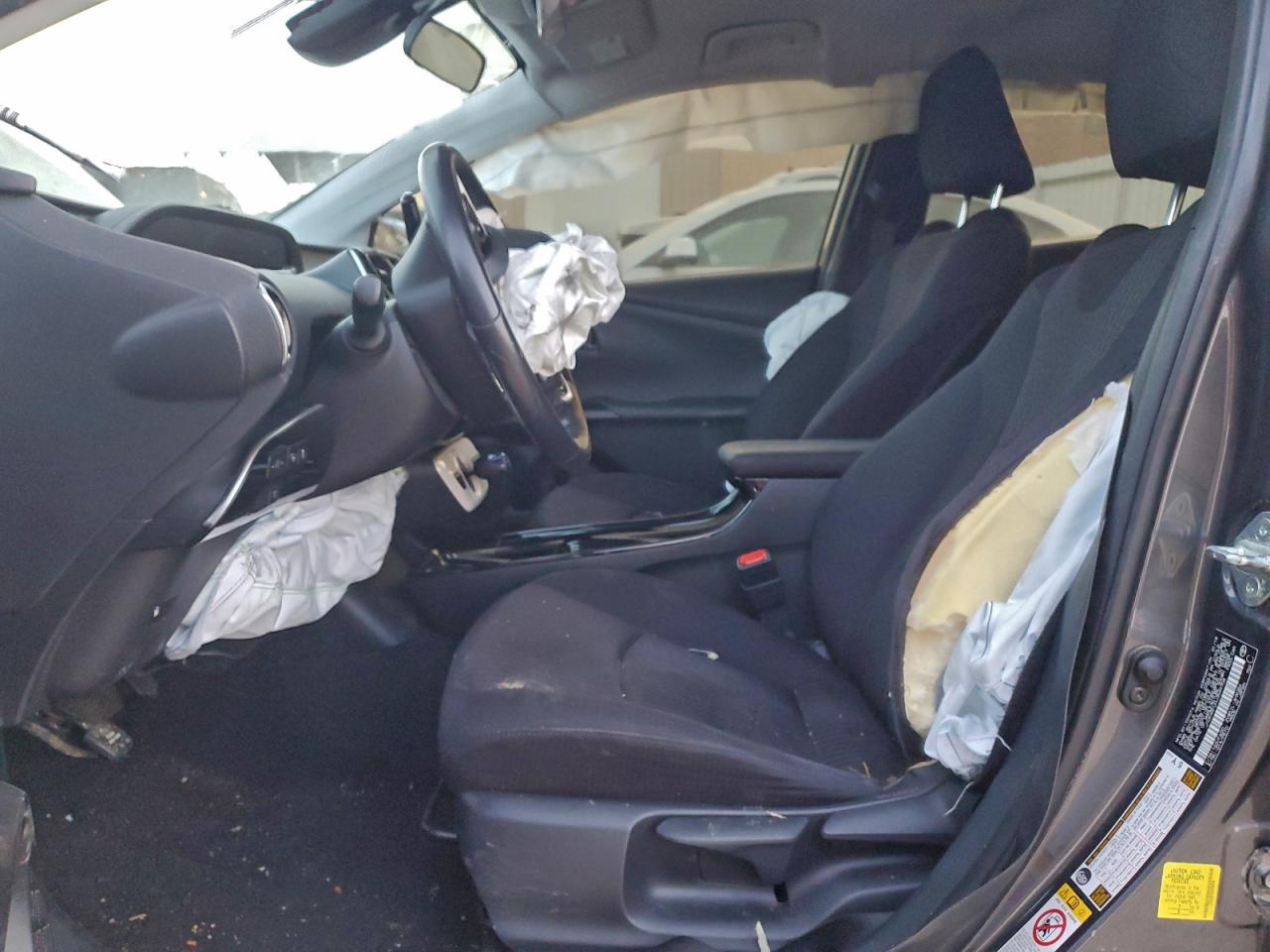 2018 TOYOTA PRIUS photo 7