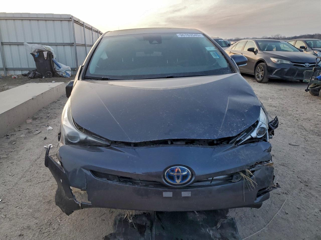 2018 TOYOTA PRIUS photo 5
