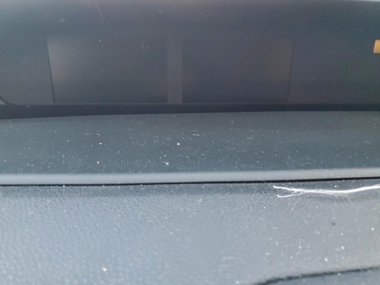 2018 TOYOTA PRIUS photo 9