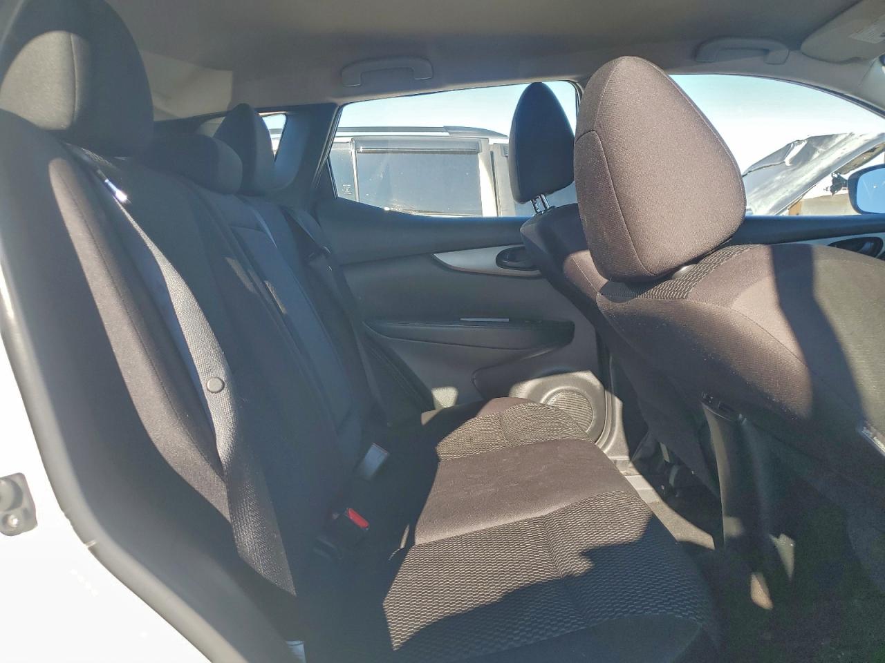 2019 NISSAN ROGUE SPORT S photo 11