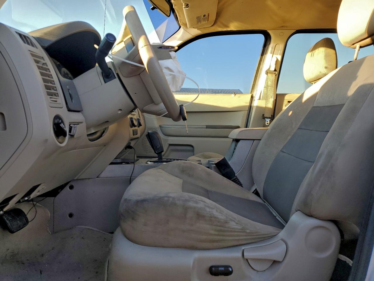 2008 FORD ESCAPE XLT photo 7