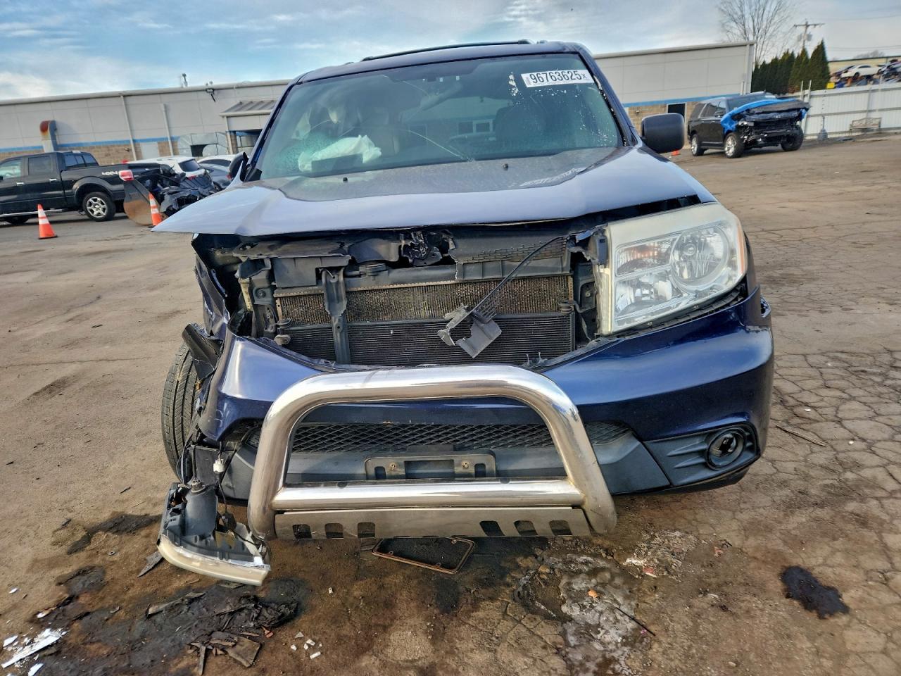 2013 HONDA PILOT LX photo 5
