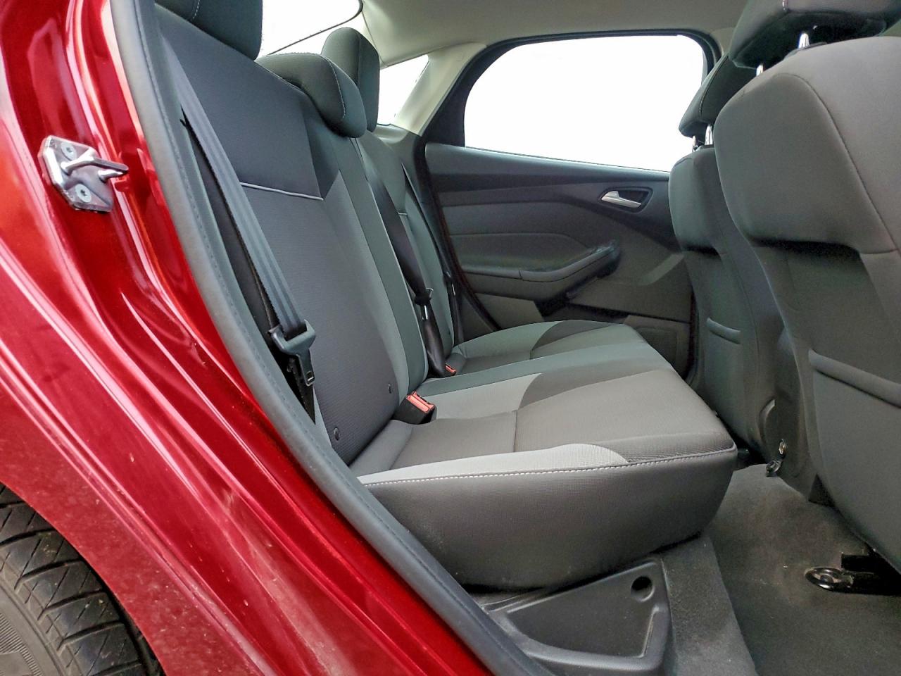 2013 FORD FOCUS SE photo 10