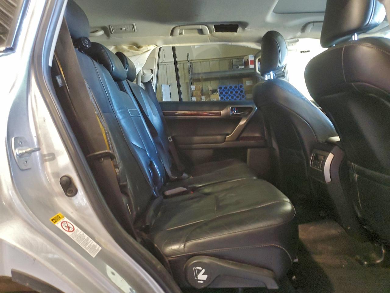 2016 LEXUS GX 460 photo 11