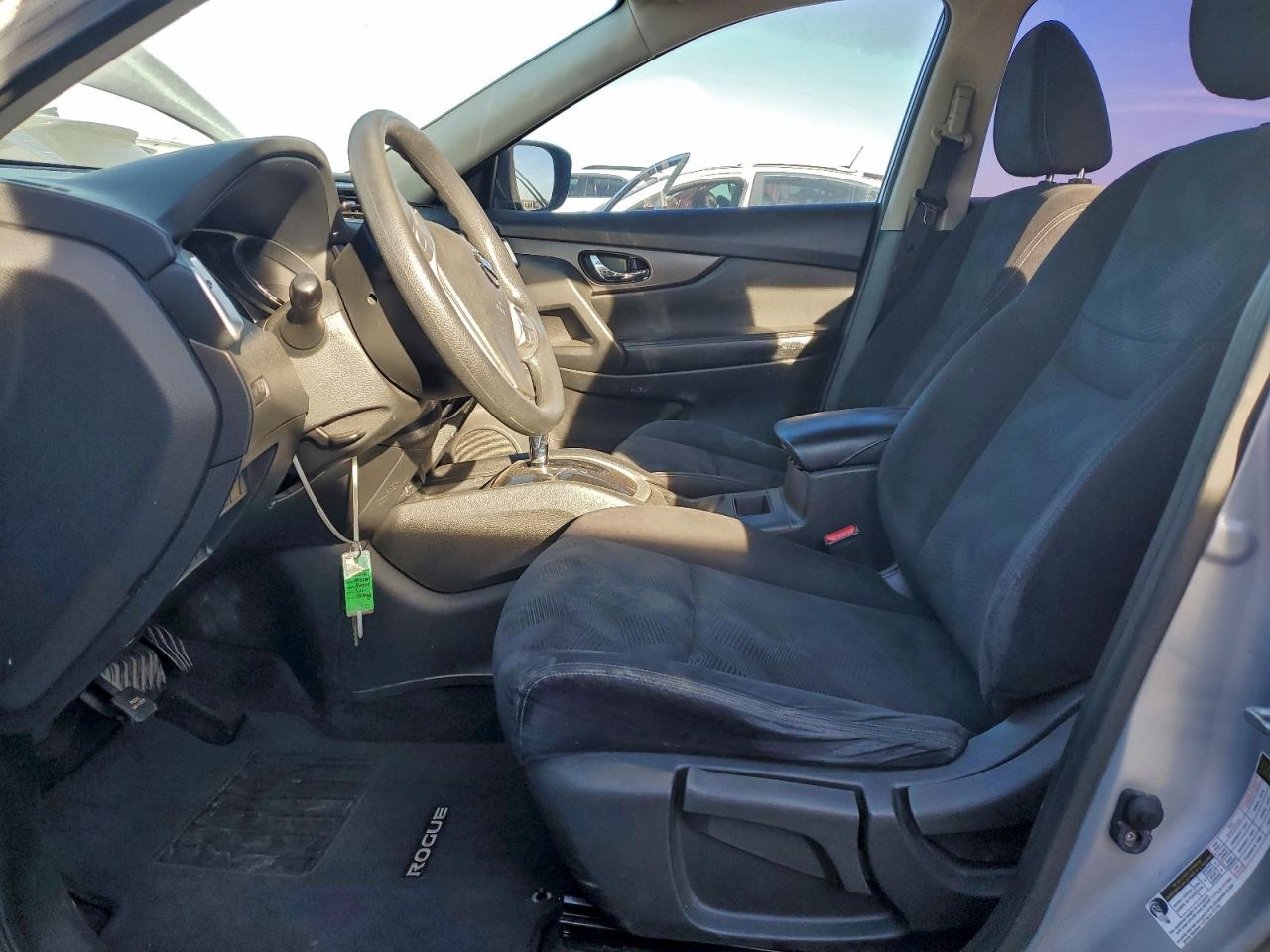 2016 NISSAN ROGUE S photo 7