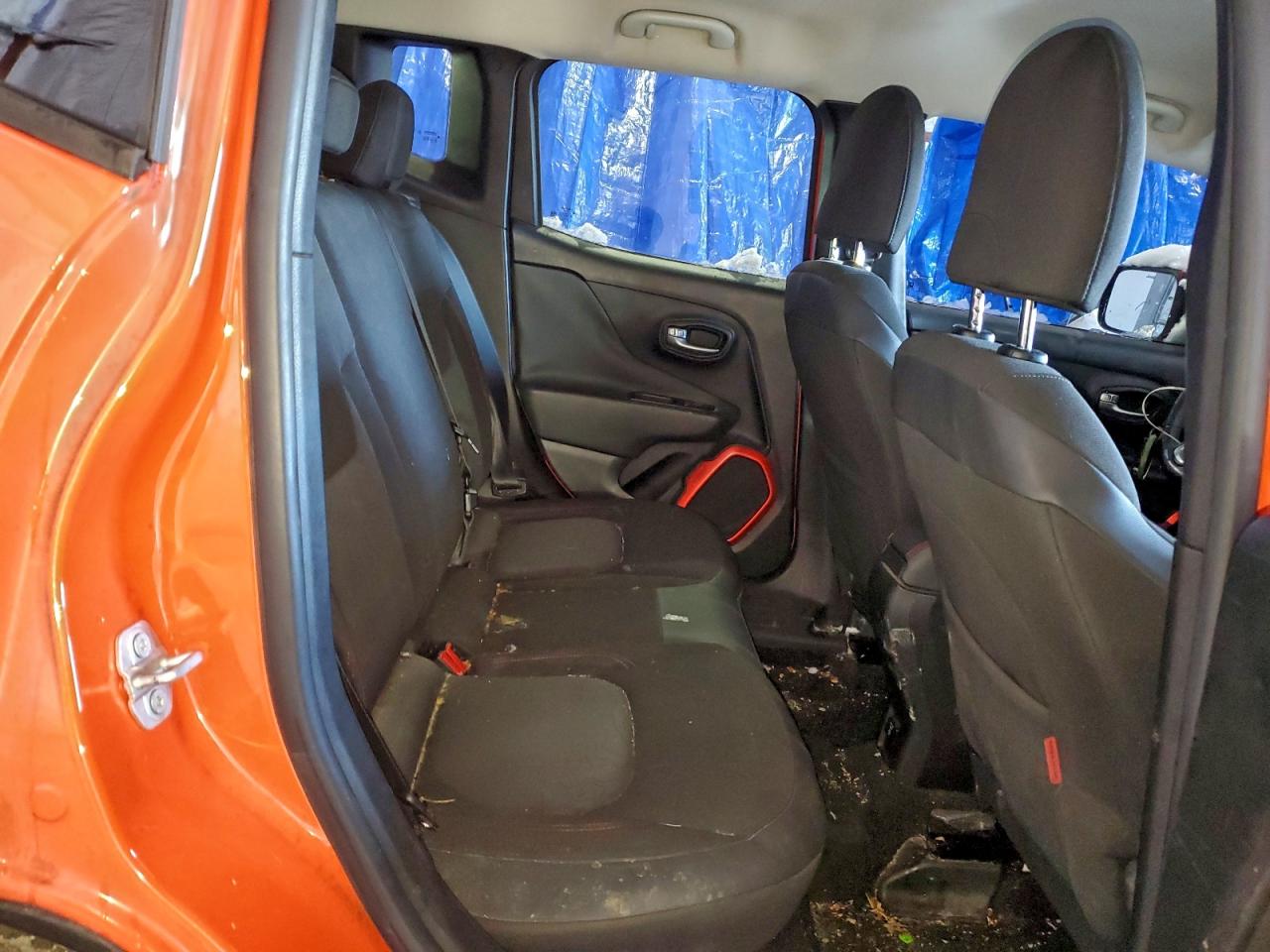 2015 JEEP RENEGADE TRAILHAWK photo 11