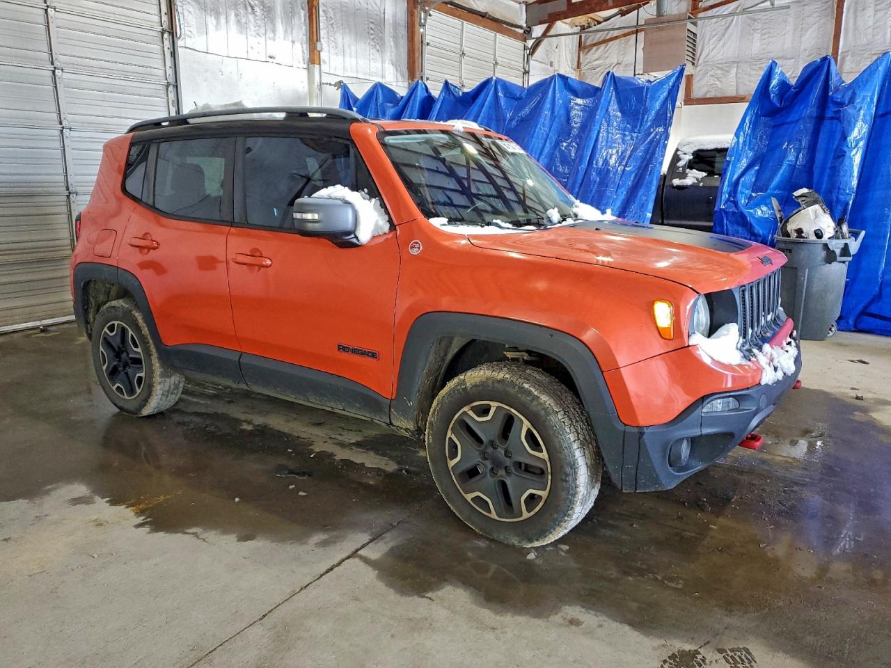 2015 JEEP RENEGADE TRAILHAWK photo 4