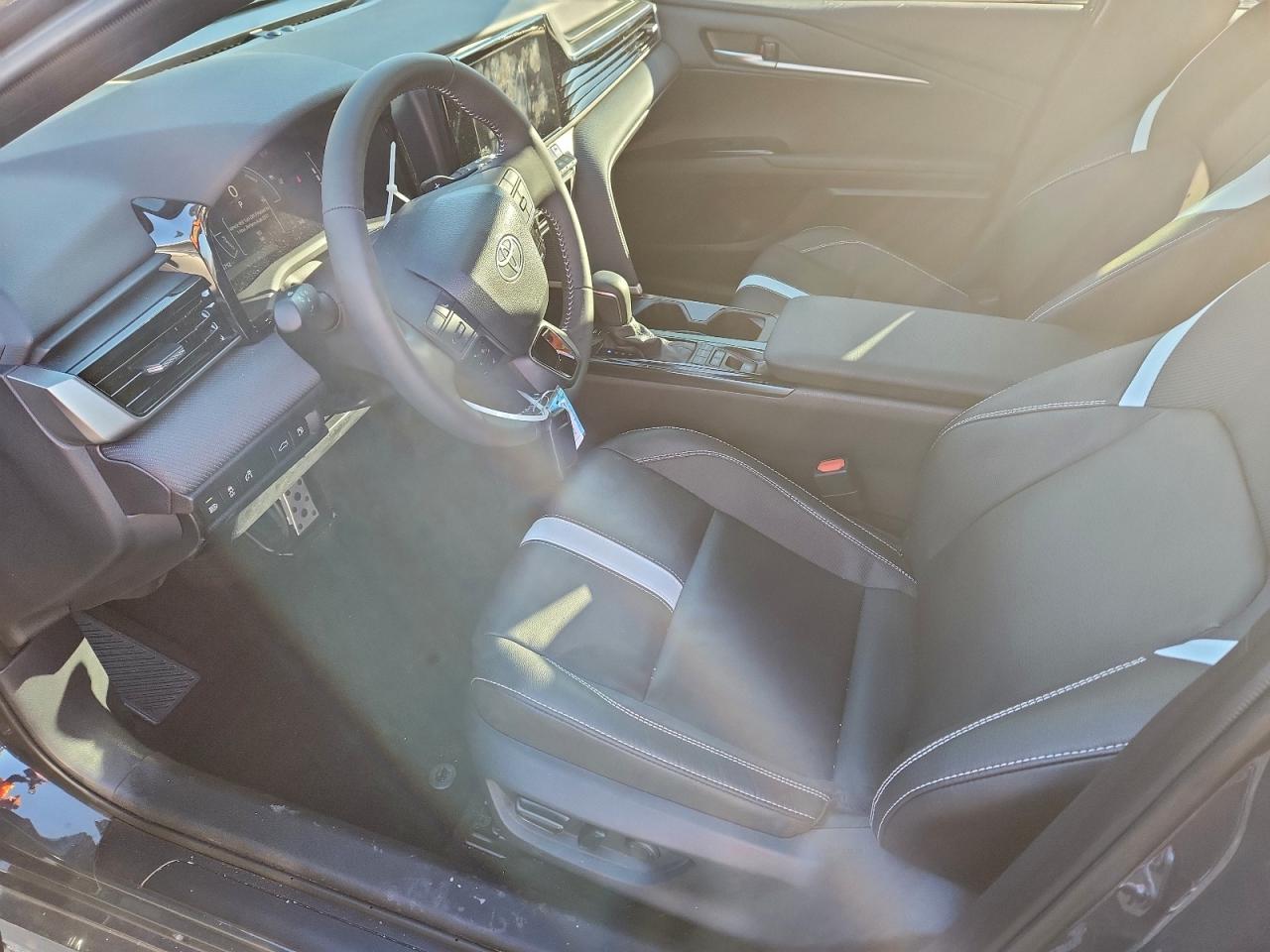2025 TOYOTA CAMRY XSE photo 7
