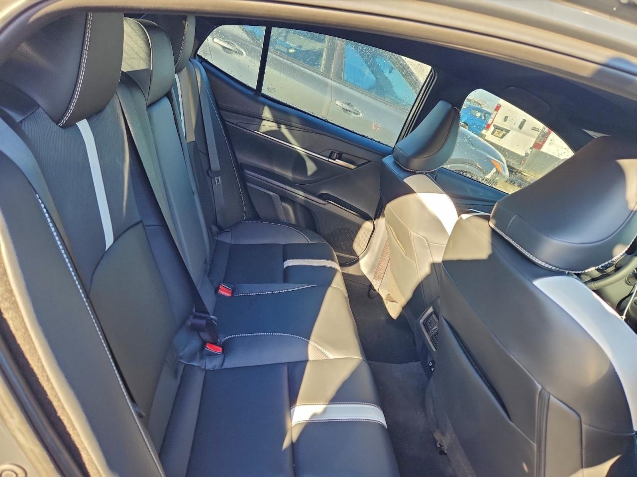 2025 TOYOTA CAMRY XSE photo 10