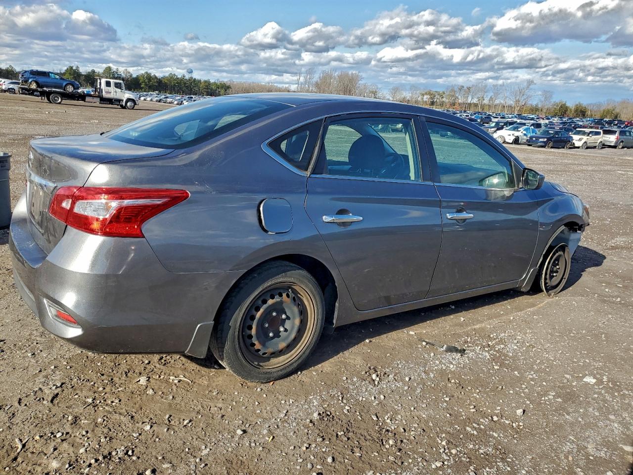 2019 NISSAN SENTRA S photo 3