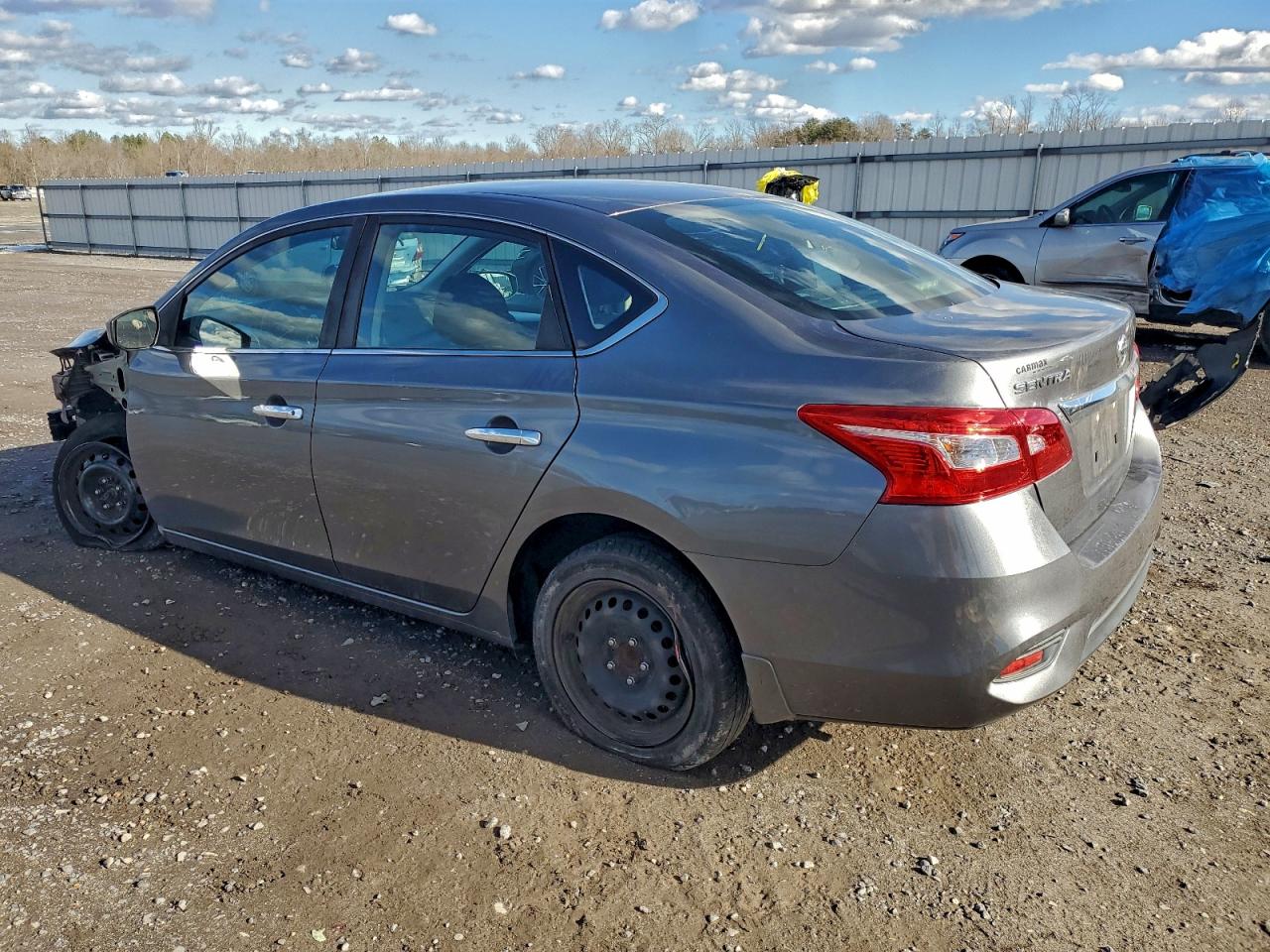 2019 NISSAN SENTRA S photo 2